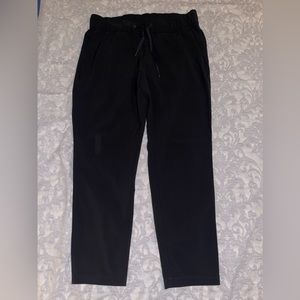 Lululemon “On the Fly” Athletic Black Pants Size 10